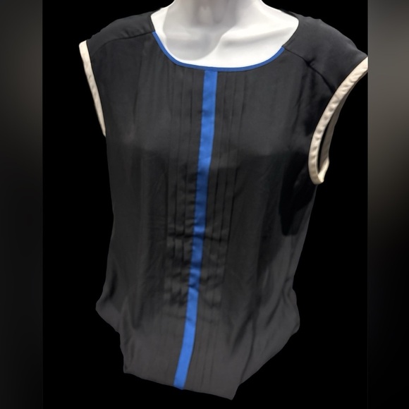 Mexx Tops - MEXX cosmopolitan pleated sleeveless blouse. Medium/ large